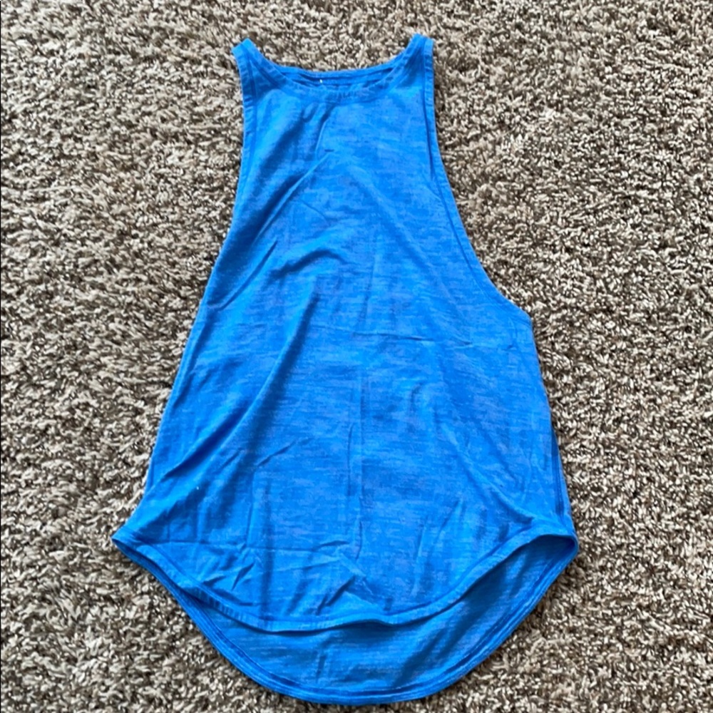 Lululemon tank